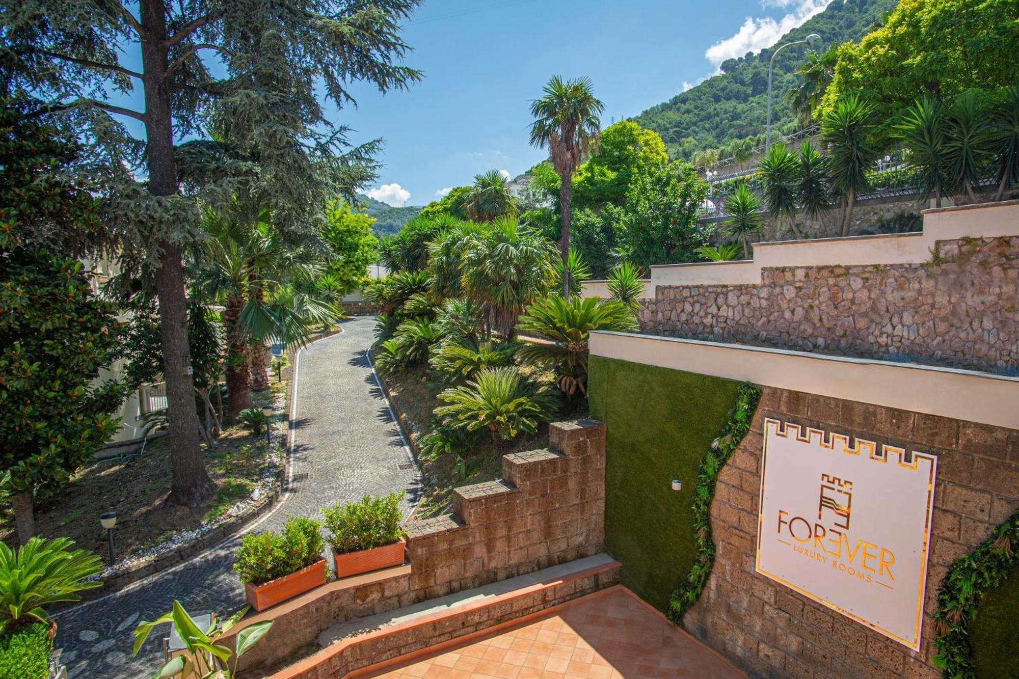 Forever Luxury Rooms Castellammare di Stabia Εξωτερικό φωτογραφία