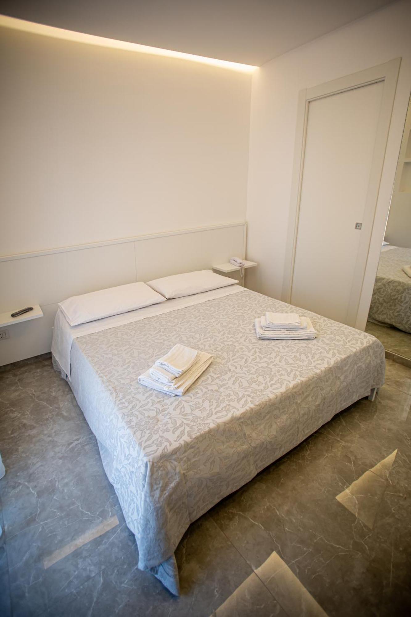 Forever Luxury Rooms Castellammare di Stabia Εξωτερικό φωτογραφία